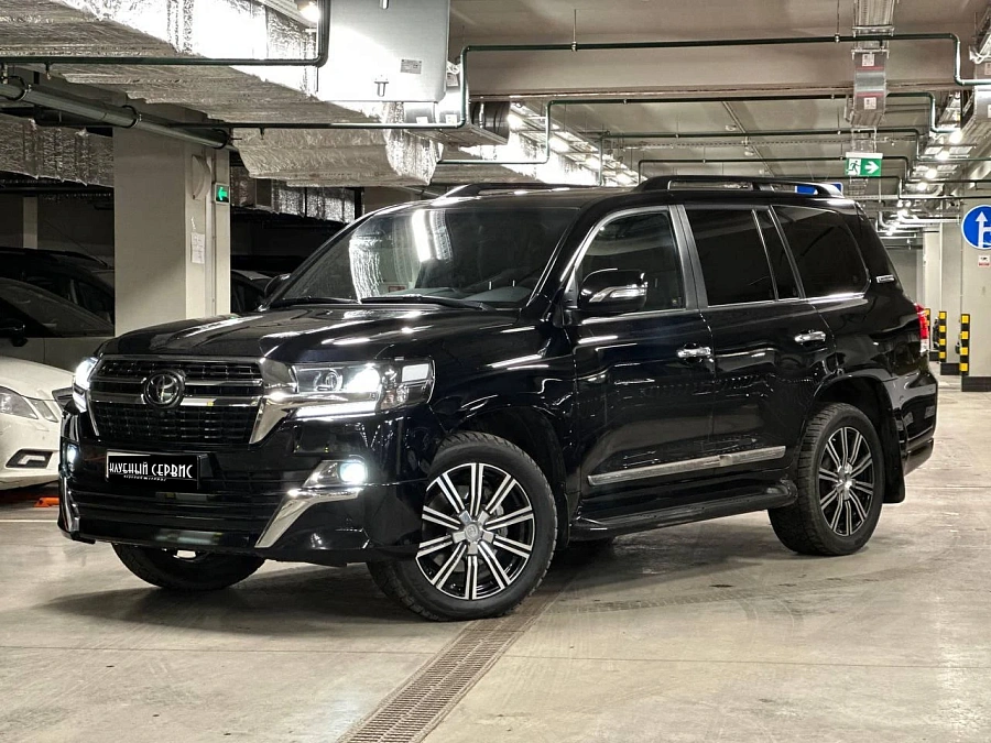 Toyota Land Cruiser, 2020г., полный привод, автомат