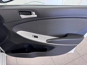 Hyundai Solaris, 2014г., передний привод, механика