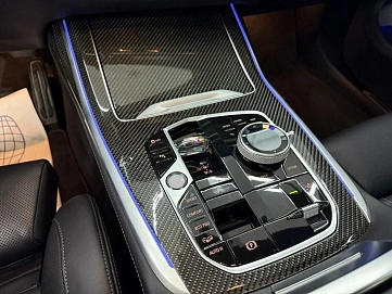 BMW X7, 2023г, полный привод, автомат