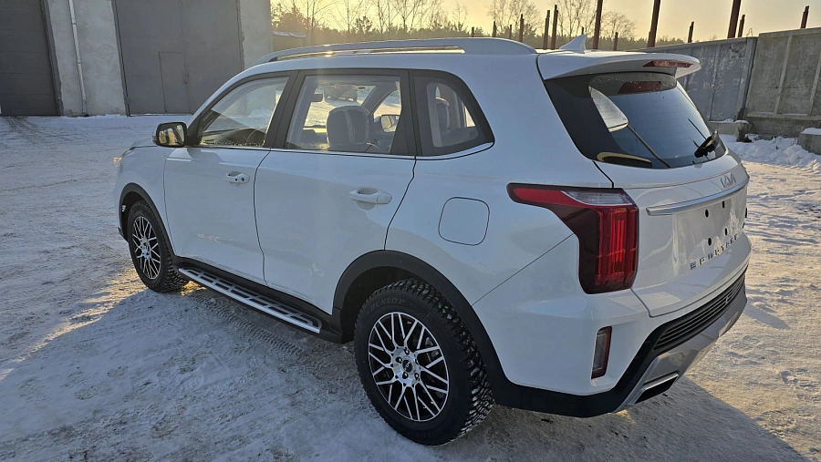 Kia Sportage (China), 2021г., передний привод, автомат