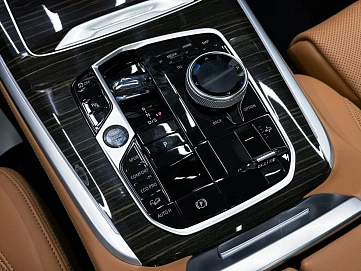 BMW X7, 2022г, полный привод, автомат