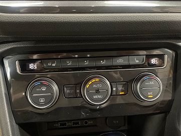 Volkswagen Tiguan, 2019г, передний привод, робот