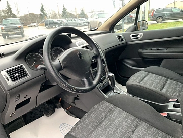 Peugeot 307, 2002г, передний привод, автомат