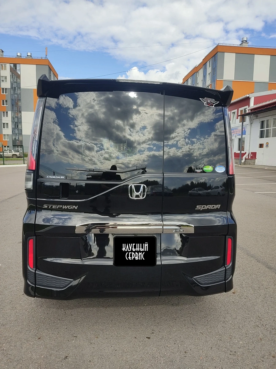 Honda Stepwgn, 2021г., передний привод, вариатор