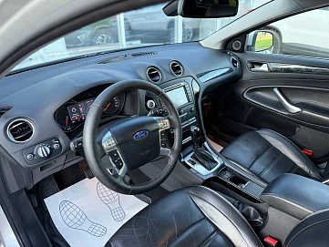 Ford Mondeo, 2011г, передний привод, робот