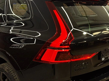 Volvo XC60, 2025г, полный привод, автомат