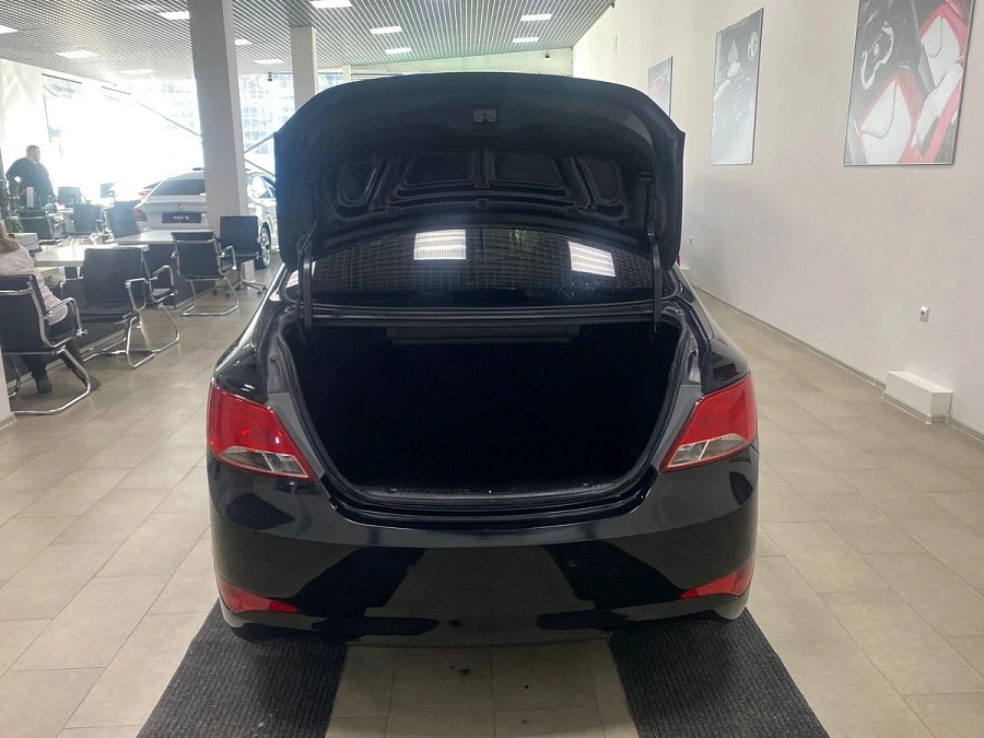 Hyundai Solaris, 2015г., передний привод, механика