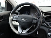 Hyundai Elantra, 2019г., передний привод, автомат