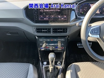 Volkswagen T-Cross, 2022г, передний привод, робот