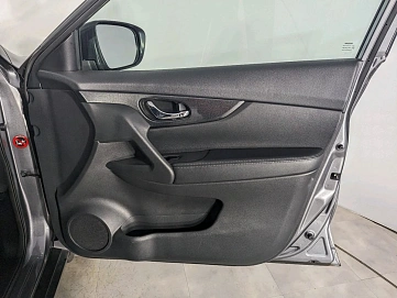 Nissan X-Trail, 2016г, передний привод, вариатор