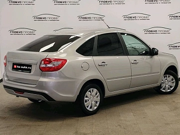 Lada (ВАЗ) Granta, 2022г., передний привод, механика