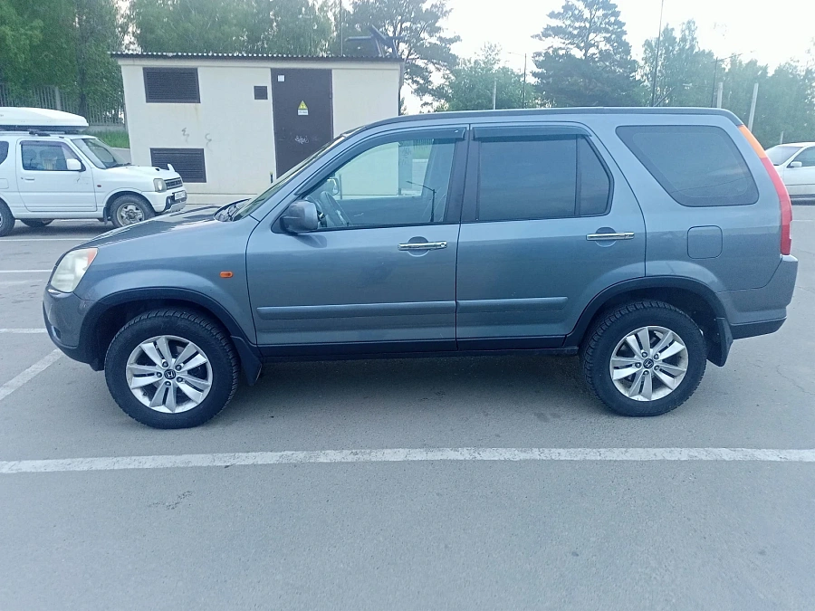 Honda CR-V, 2004г., полный привод, механика