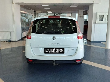 Renault , 2009г., передний привод, механика