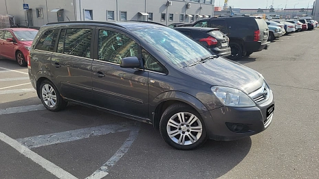 Opel Zafira, 2011г, передний привод, робот