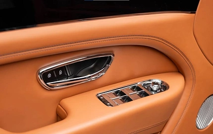 Bentley Bentayga, 2024г., полный привод, автомат