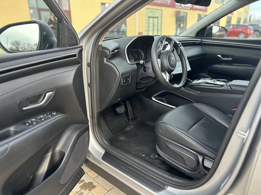 Hyundai Tucson, 2021г., передний привод, автомат