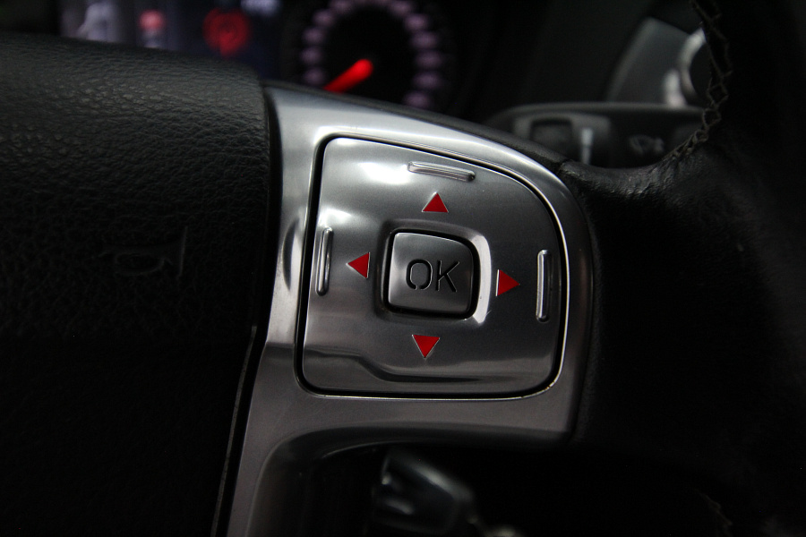 Ford Mondeo, 2012г., передний привод, механика