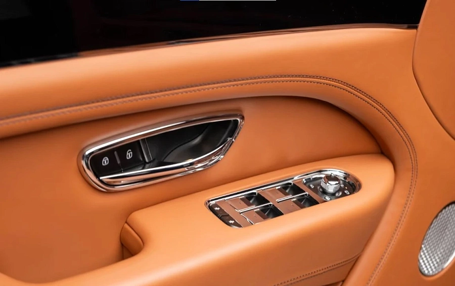 Bentley Bentayga, 2024г., полный привод, автомат