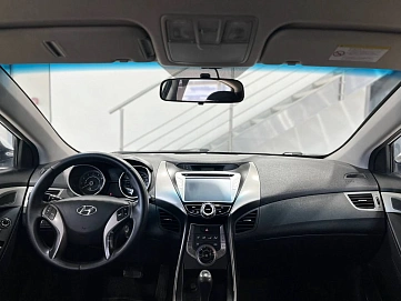 Hyundai Elantra, 2013г, передний привод, автомат