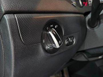 Volkswagen Jetta, 2013г, передний привод, автомат