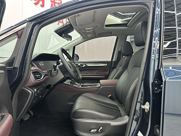 GAC Trumpchi M6 Pro, 2022г, передний привод, робот