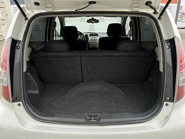 Daihatsu Sirion, 2008г., передний привод, автомат