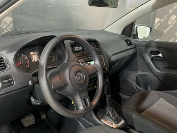 Volkswagen Polo, 2014г, передний привод, автомат