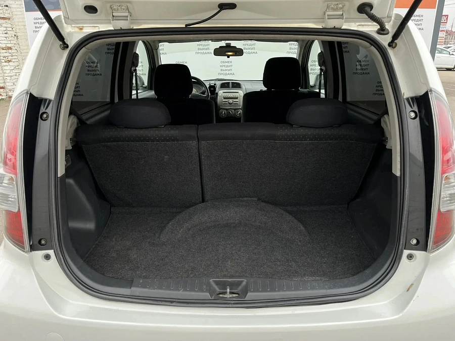 Daihatsu Sirion, 2008г., передний привод, автомат