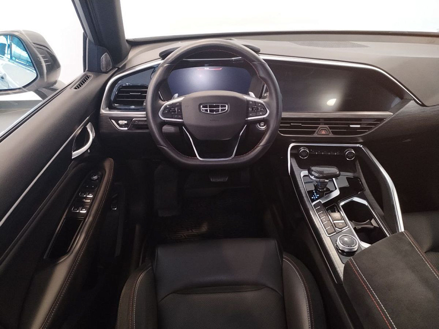 Geely , 2022г., передний привод, автомат