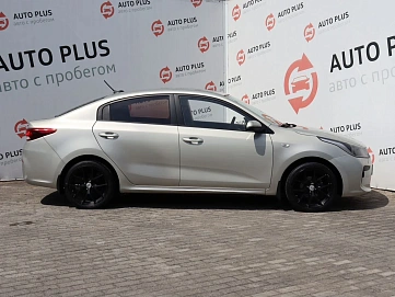 Kia Rio, 2018г, передний привод, автомат