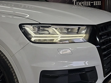 Audi Q7, 2015г, полный привод, автомат