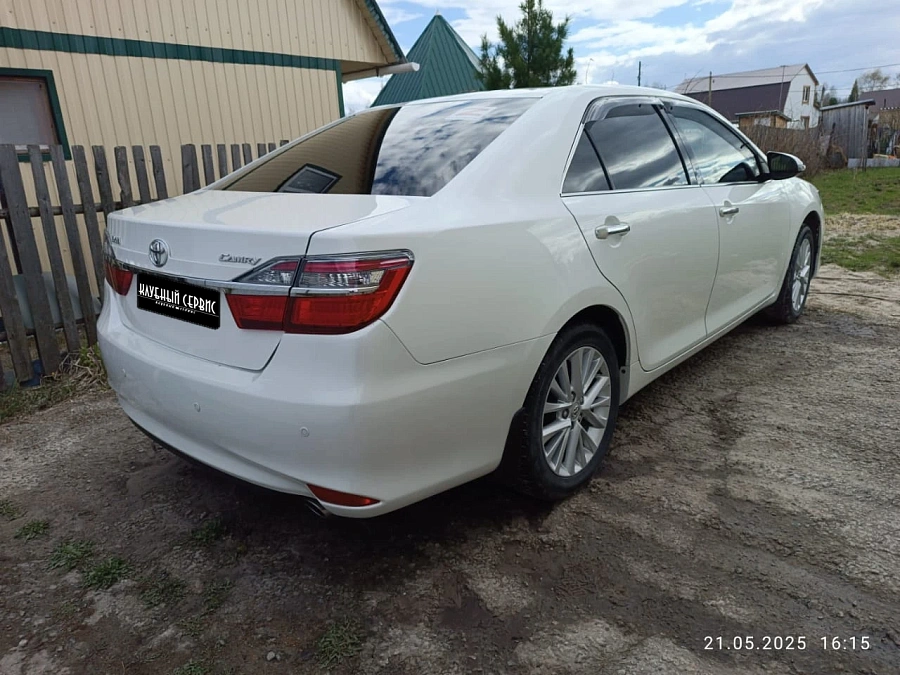 Toyota Camry, 2014г., передний привод, автомат