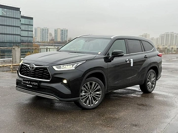 Toyota Highlander, 2025г, полный привод, автомат