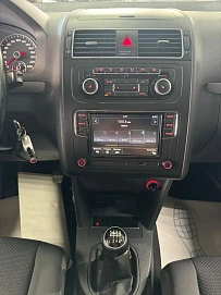 Volkswagen Touran, 2011г, передний привод, механика