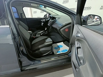 Ford Focus, 2012г, передний привод, автомат