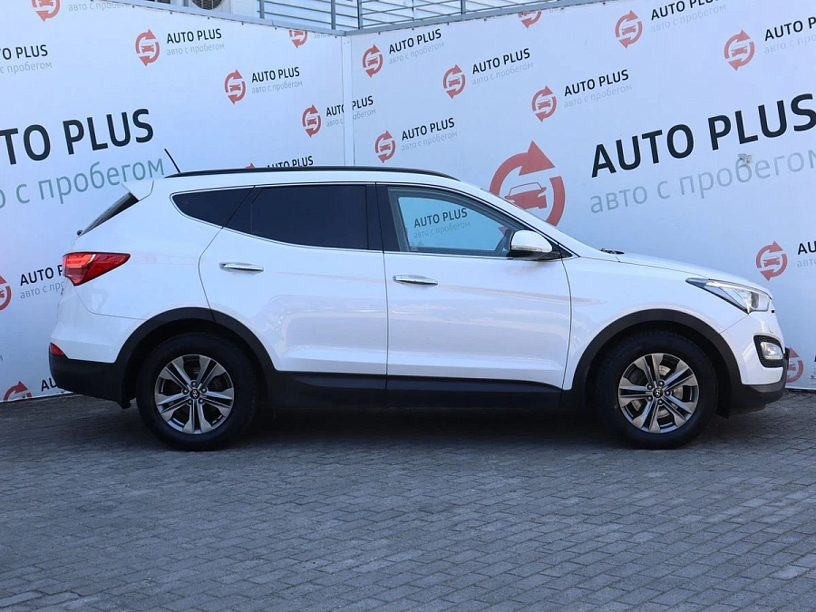 Hyundai Santa Fe, 2015г., полный привод, автомат