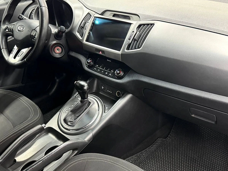 Kia Sportage, 2013г., передний привод, автомат