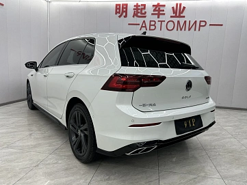 Volkswagen Golf, 2023г, передний привод, робот