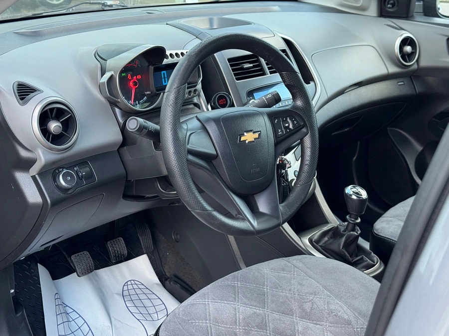 Chevrolet Aveo, 2012г., передний привод, механика
