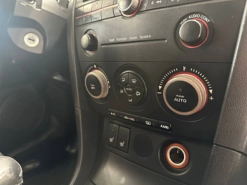 Mazda 3, 2006г, передний привод, механика