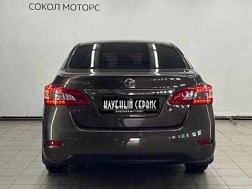 Nissan Sentra, 2015г, передний привод, механика