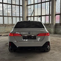 BMW 5 серии, 2025г, полный привод, автомат