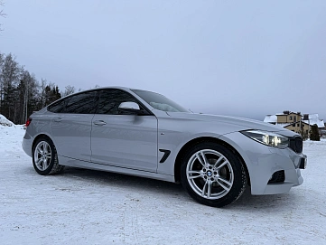 BMW 3 серии, 2019г, полный привод, автомат