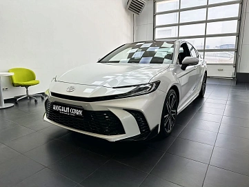 Toyota Camry, 2024г, передний привод, вариатор
