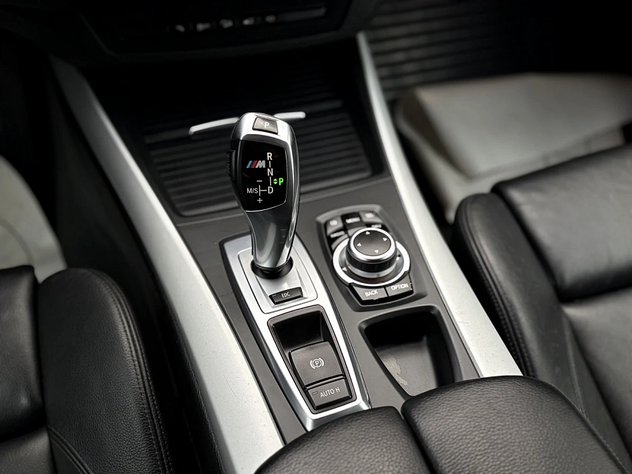 BMW X6 M, 2010г., передний привод, автомат