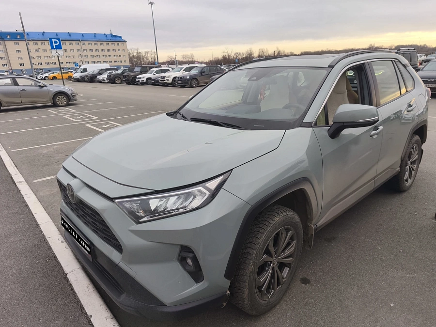 Toyota RAV4, 2021г., полный привод, автомат