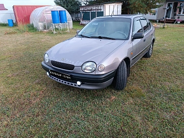 Toyota Corolla, 1998г, передний привод, механика