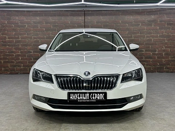 Skoda Superb, 2016г, передний привод, робот