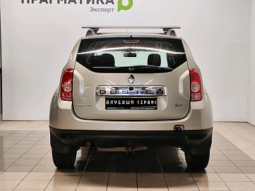 Renault Duster, 2012г, полный привод, механика