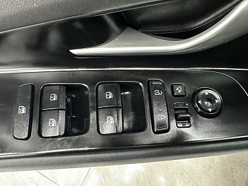 Hyundai Elantra, 2022г, передний привод, вариатор